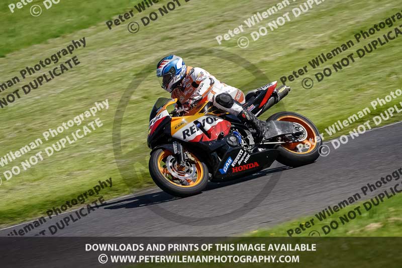 cadwell no limits trackday;cadwell park;cadwell park photographs;cadwell trackday photographs;enduro digital images;event digital images;eventdigitalimages;no limits trackdays;peter wileman photography;racing digital images;trackday digital images;trackday photos